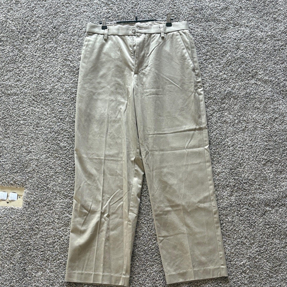 Dockers Men's Khaki Chinos